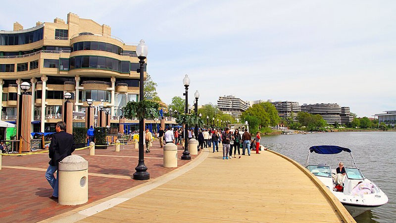 Photo of the boardwalk at Georgetown Waterfront Harbor in the spring.